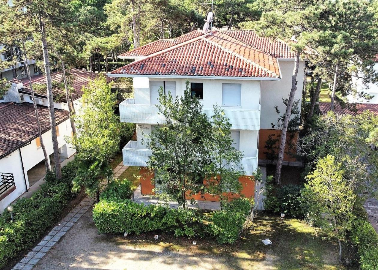 Villa Rosanna Lignano Sabbiadoro Exteriör bild